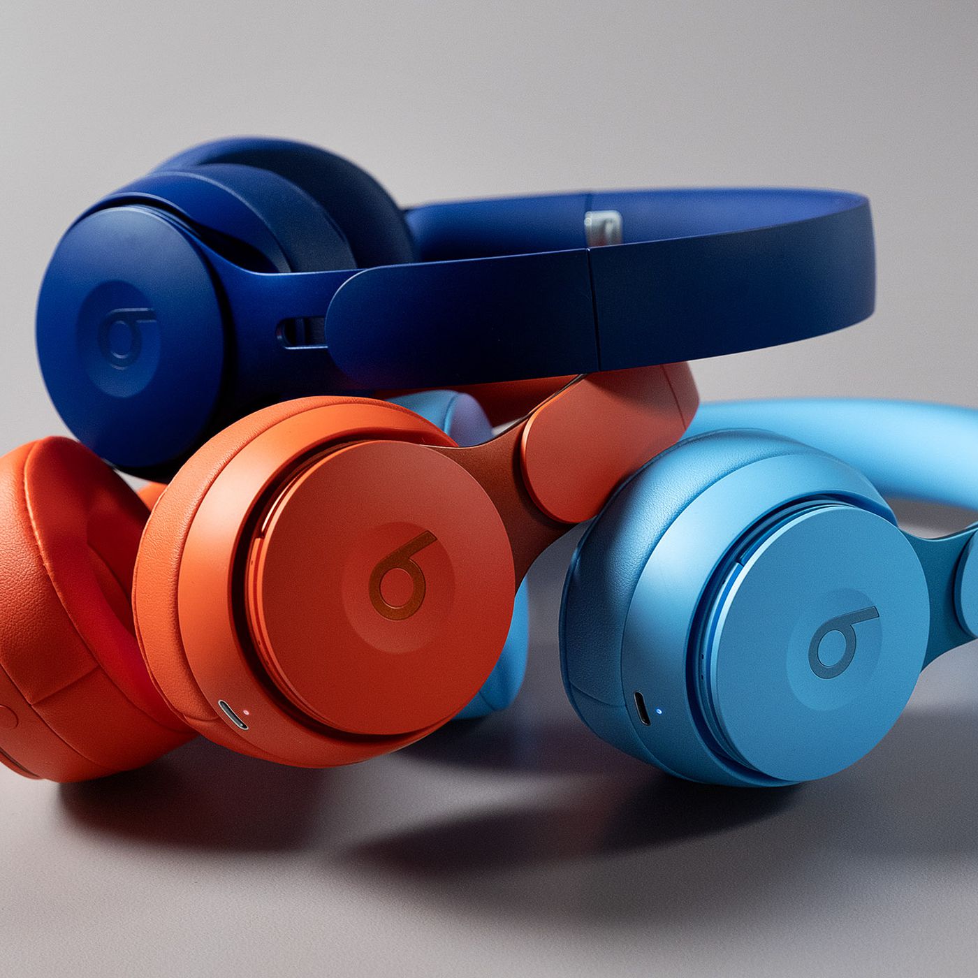 Beats Solo Pro Wireless Headphones-findheadsets